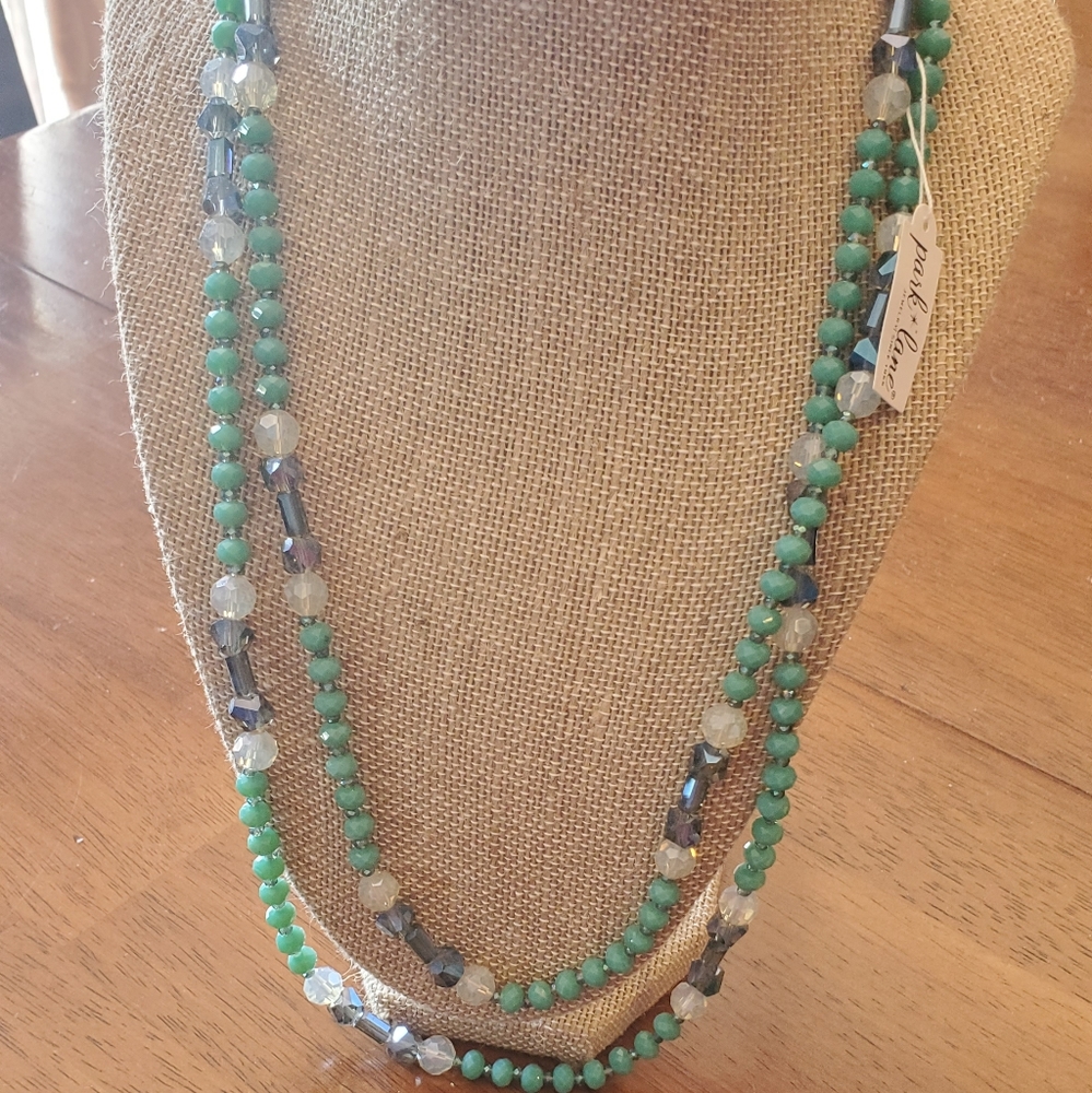 SET: Midori necklace & earrings